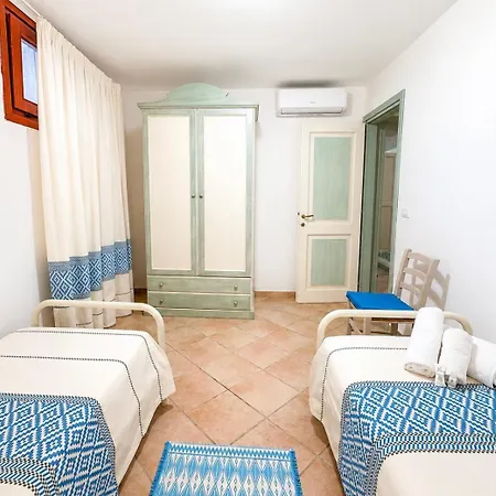 Gioya House *
